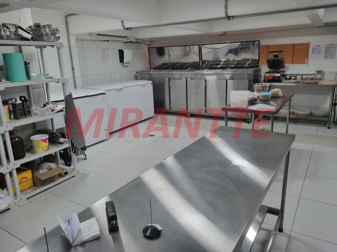 Comercial de 242m² em República