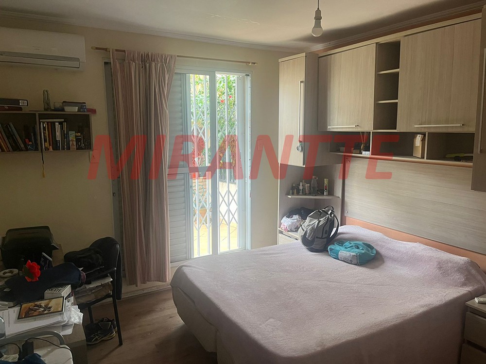 Sobrado de 89m² com 2 quartos em Santana