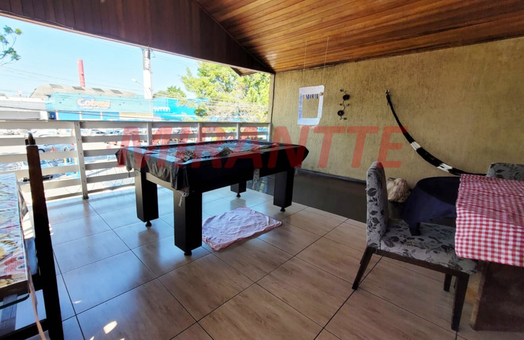 Sobrado de 250m² com 3 quartos em Jardim Santa Francisca