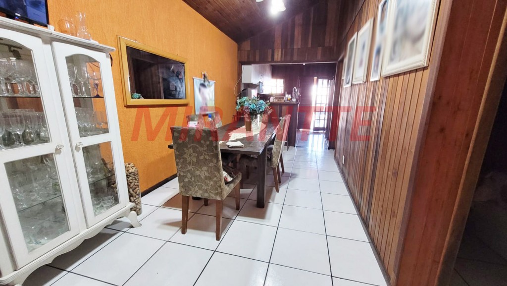 Sobrado de 250m² com 3 quartos em Jardim Santa Francisca