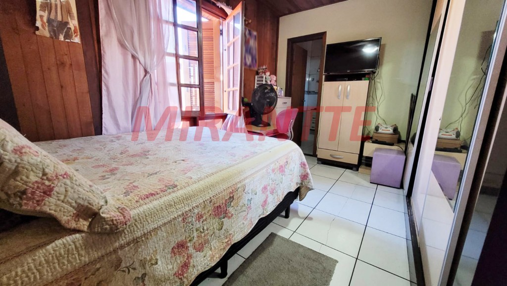 Sobrado de 250m² com 3 quartos em Jardim Santa Francisca