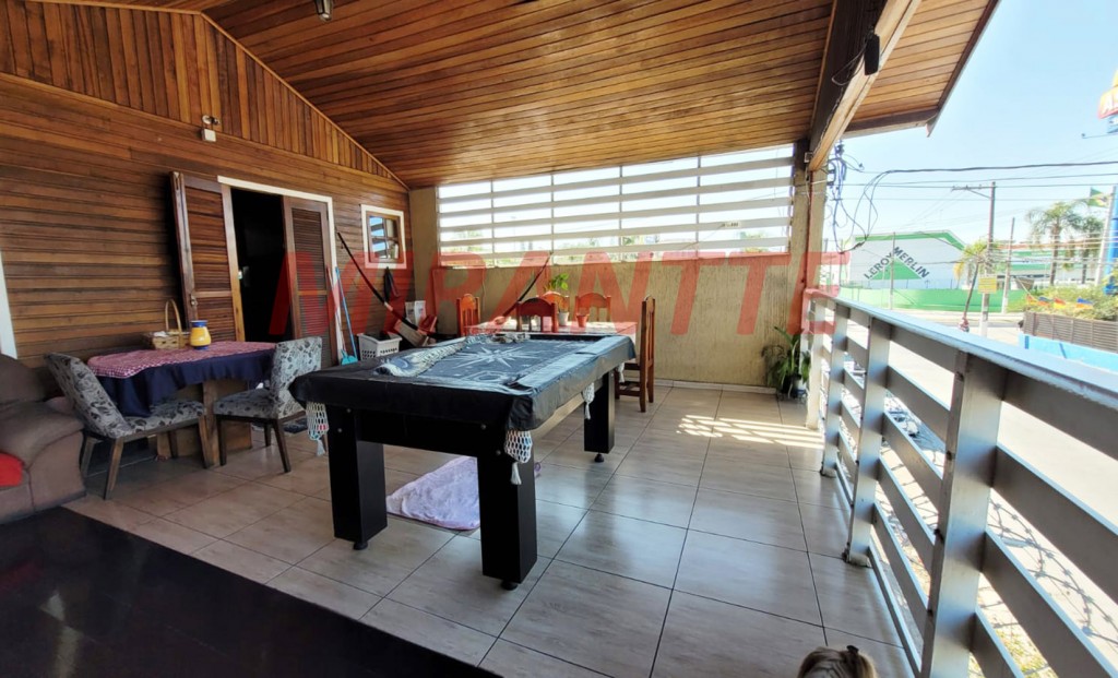Sobrado de 250m² com 3 quartos em Jardim Santa Francisca