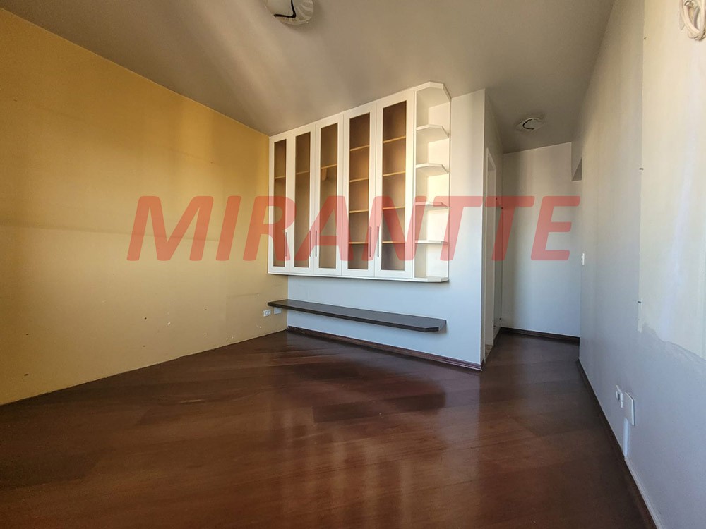 Cobertura de 280m² com 4 quartos em Santana