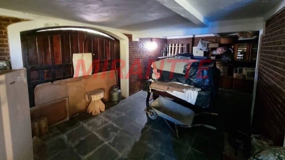 ChÁcara com 4 quartos em Furnas
