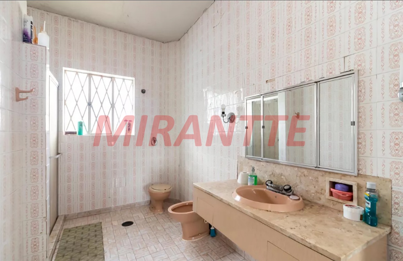 Sobrado de 180m² com 3 quartos em Santana