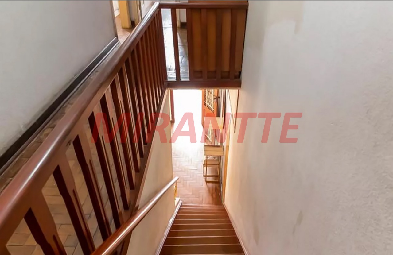 Sobrado de 180m² com 3 quartos em Santana