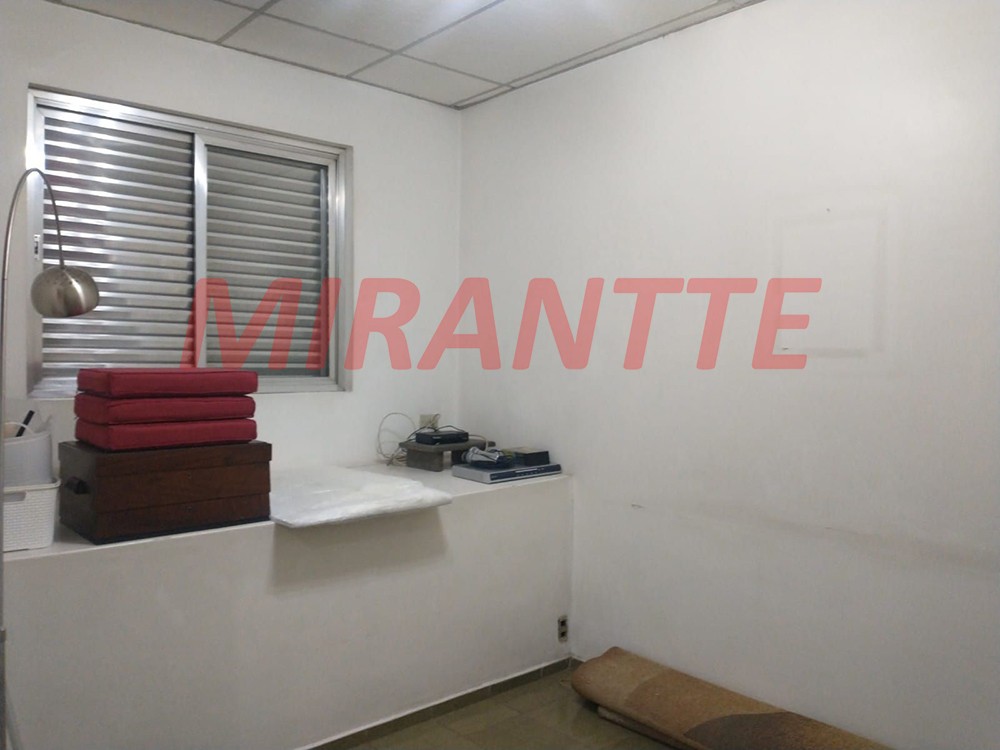 Sobrado de 223m² com 3 quartos em Santana