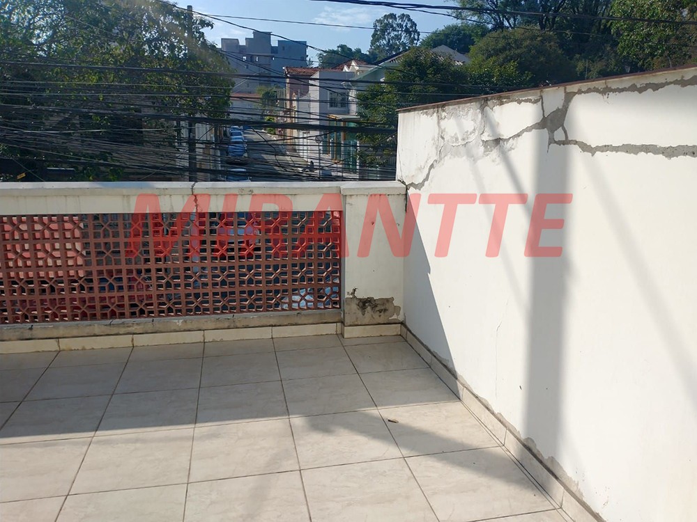 Sobrado de 223m² com 3 quartos em Santana