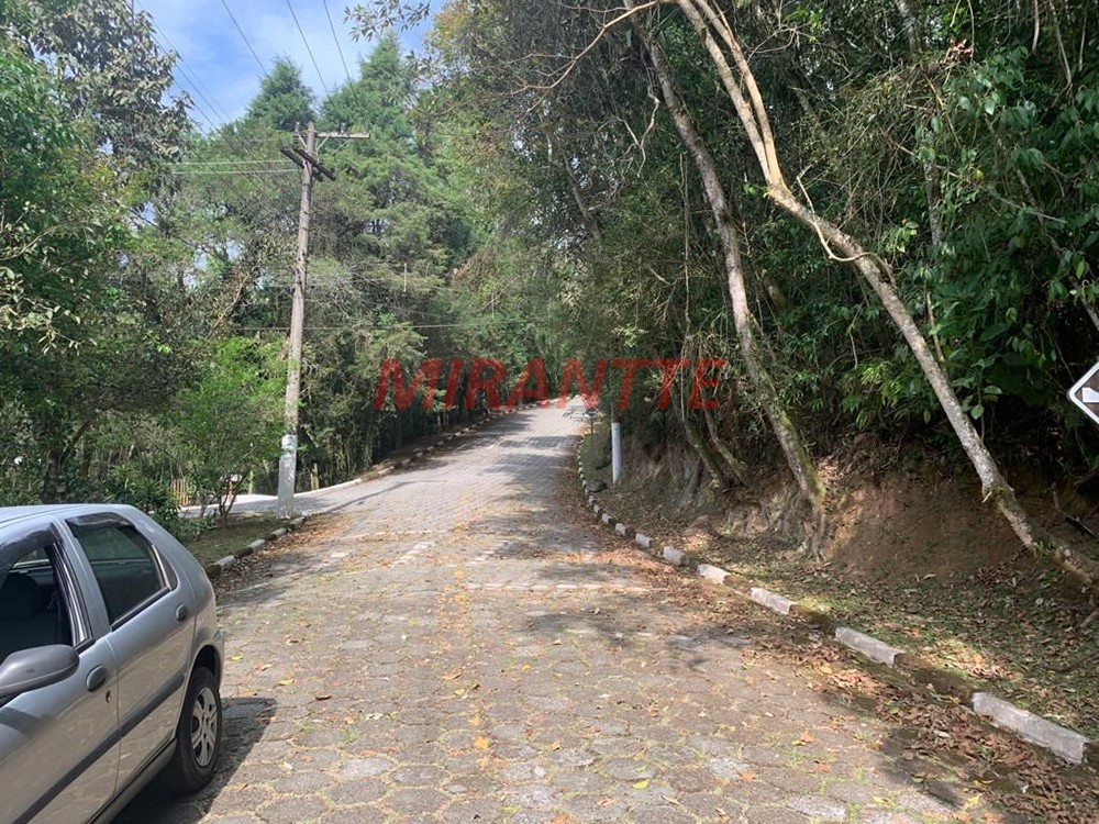 Terreno de 788m² em Serra Da Cantareira