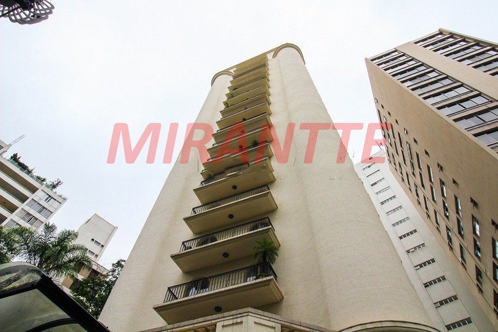 Apartamento de 275m² com 4 quartos em Higienópolis