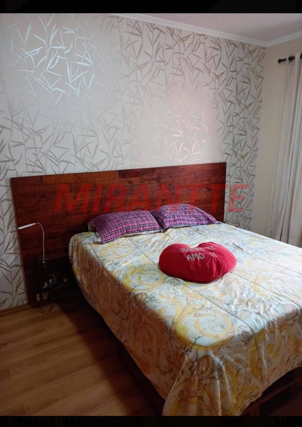 Sobrado de 260m² com 3 quartos em Casa Verde