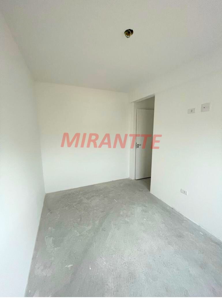 Apartamento de 42m² com 2 quartos em Tucuruvi