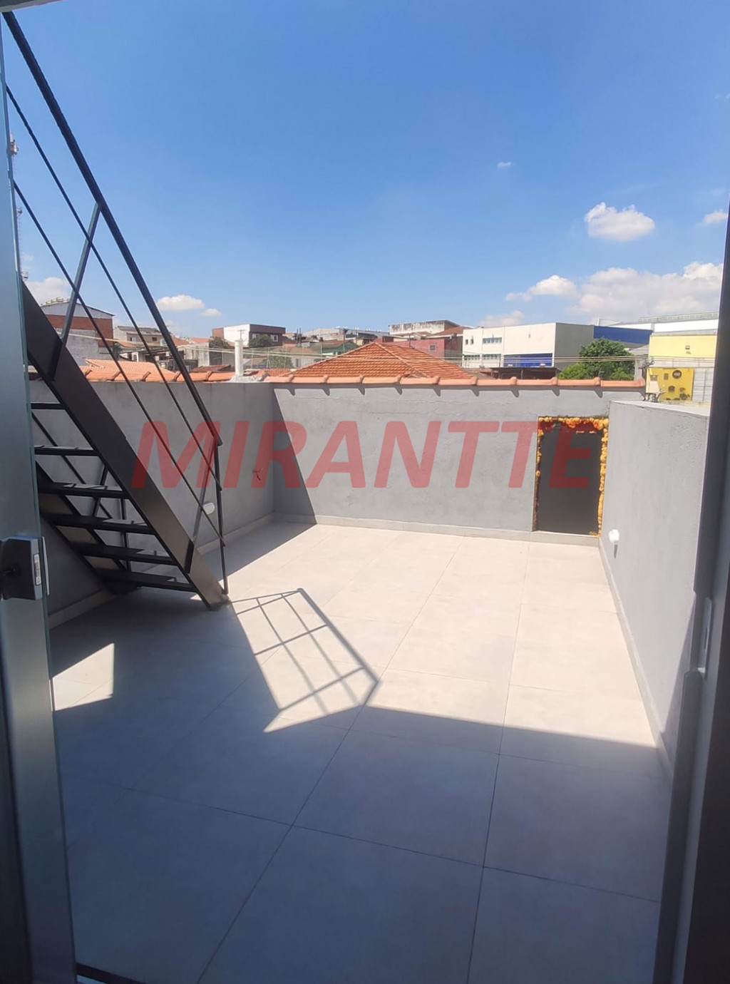Sobrado de 181m² com 5 quartos em Casa Verde