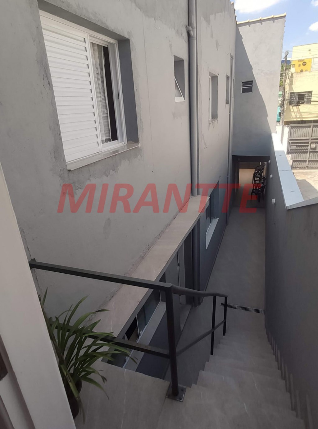 Sobrado de 181m² com 5 quartos em Casa Verde