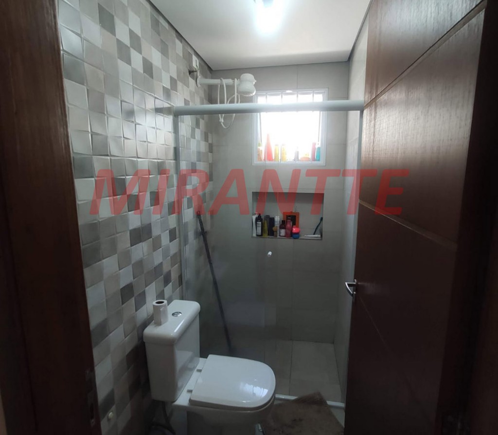 Sobrado de 181m² com 5 quartos em Casa Verde