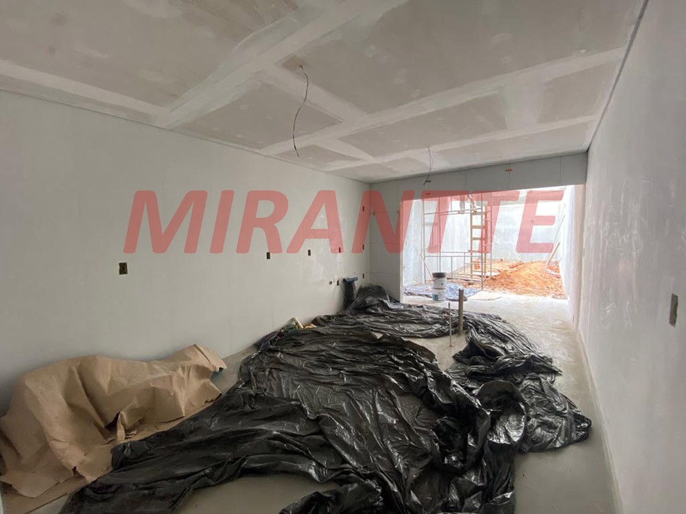 Sobrado de 160m² com 3 quartos em Limão
