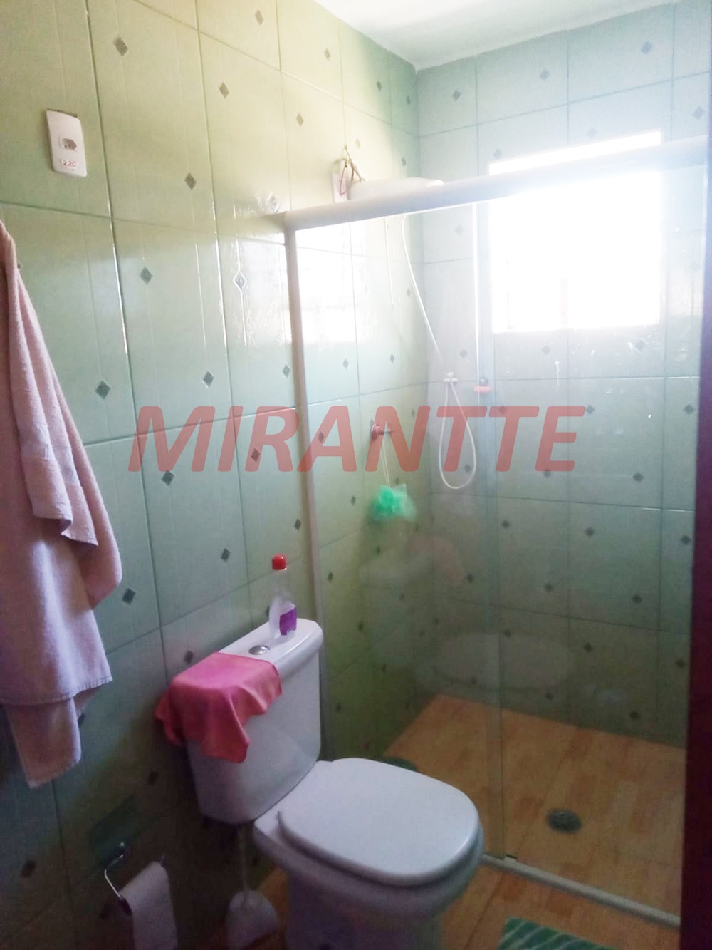 Sobrado de 160m² com 3 quartos em Jardim Damasceno