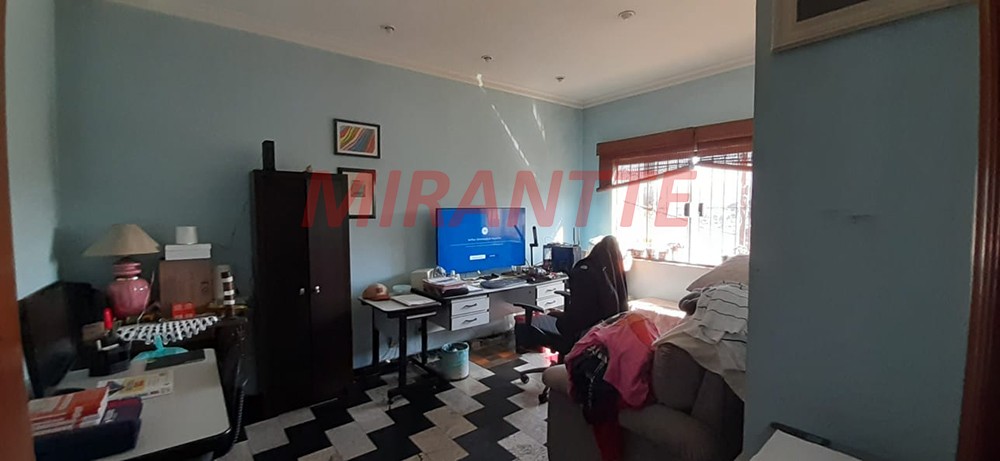 Sobrado de 300m² com 4 quartos em Vila Constança