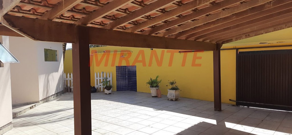 Casa terrea de 212m² com 4 quartos em Praia de Pernambuco