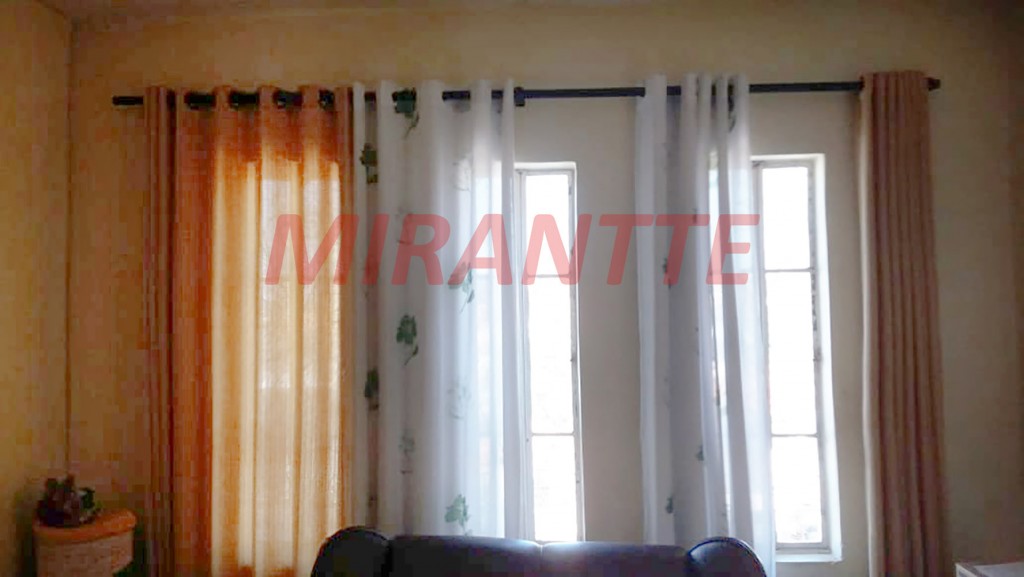 Casa terrea com 2 quartos em Vila Pereira Cerca
