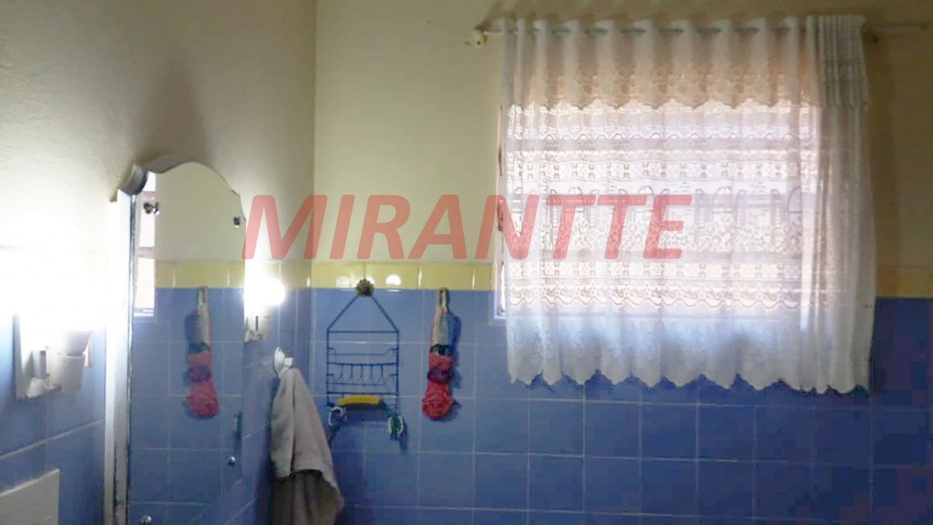 Casa terrea com 2 quartos em Vila Pereira Cerca
