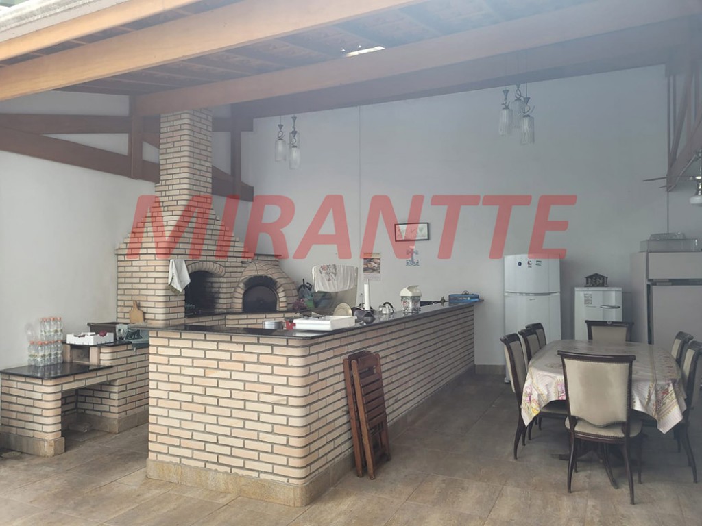 Casa terrea de 232m² com 3 quartos em Jardim São Paulo