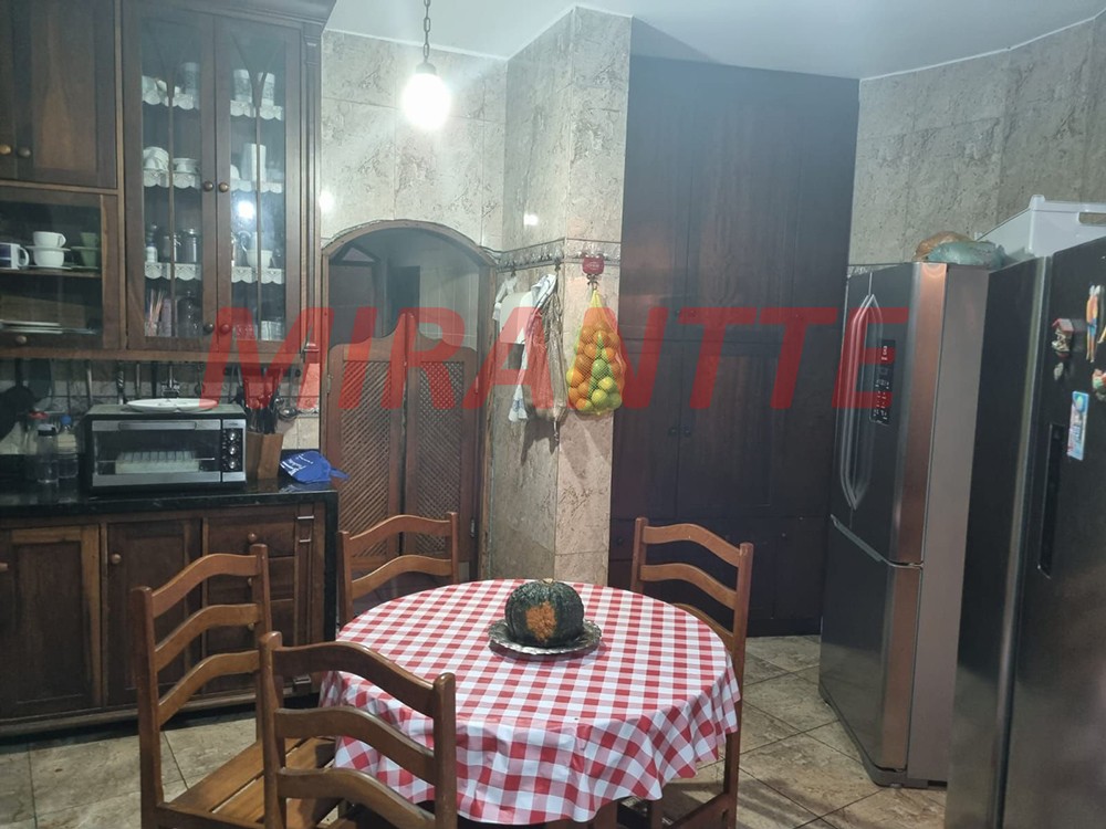 Sobrado de 420m² com 5 quartos em Planalto Paulista