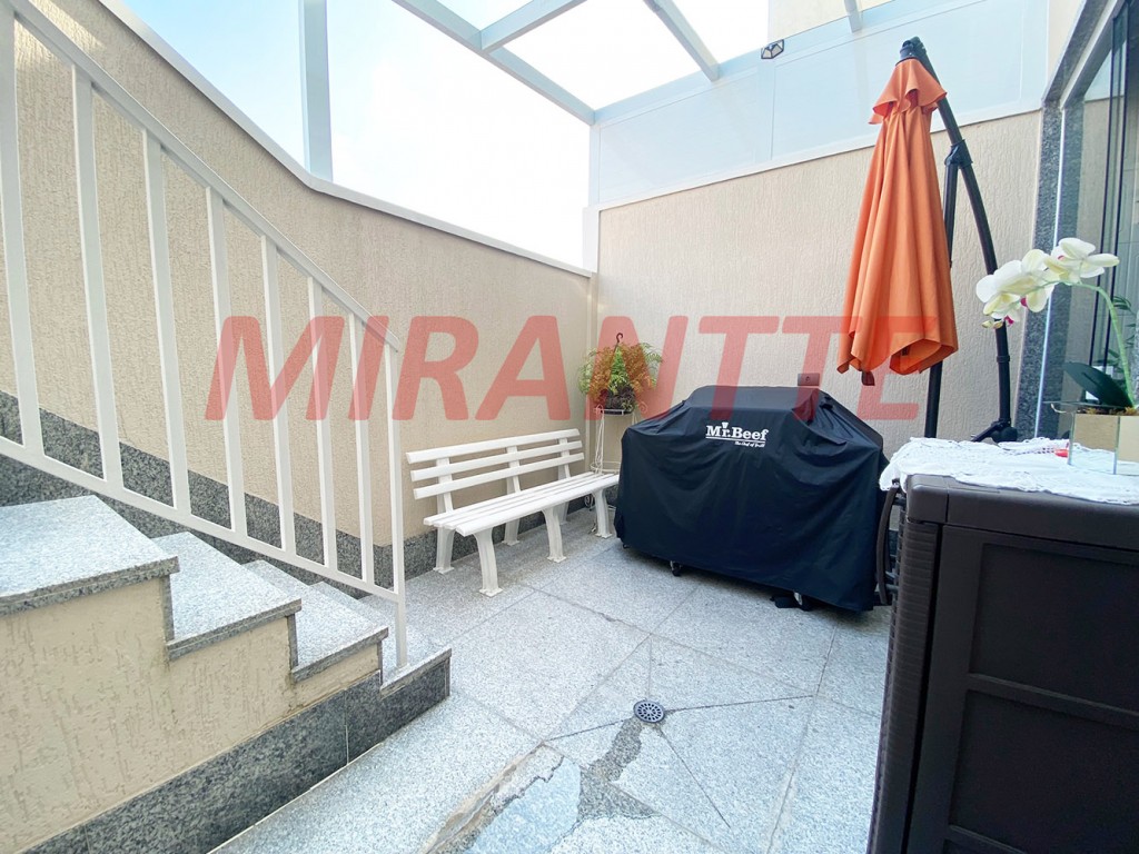 Sobrado de 190m² com 3 quartos em Vila Rosália