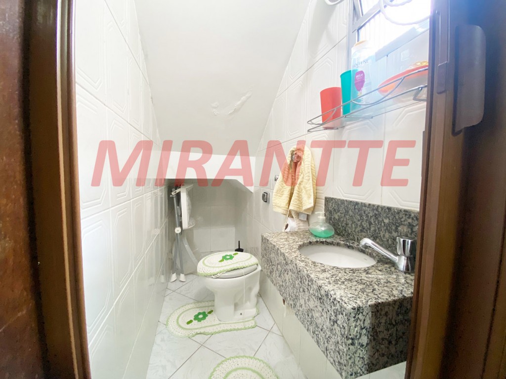 Sobrado de 190m² com 3 quartos em Vila Rosália