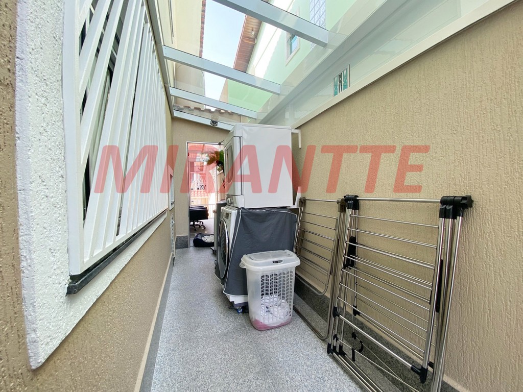 Sobrado de 190m² com 3 quartos em Vila Rosália
