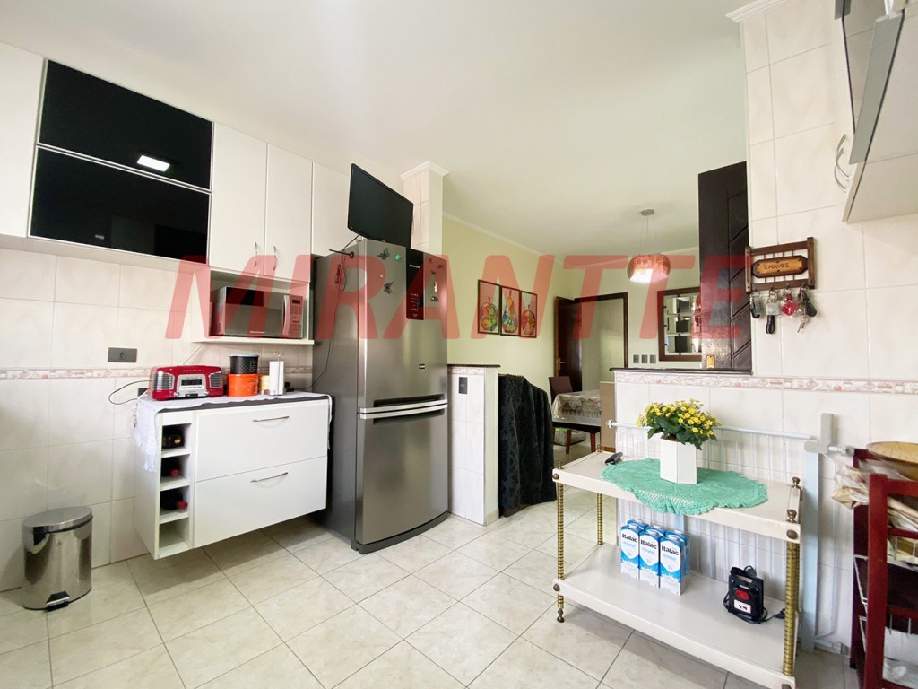 Sobrado de 190m² com 3 quartos em Vila Rosália