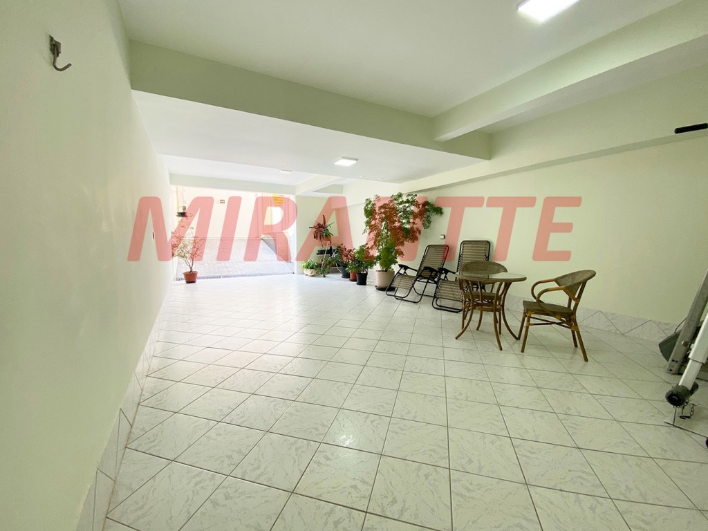 Sobrado de 190m² com 3 quartos em Vila Rosália