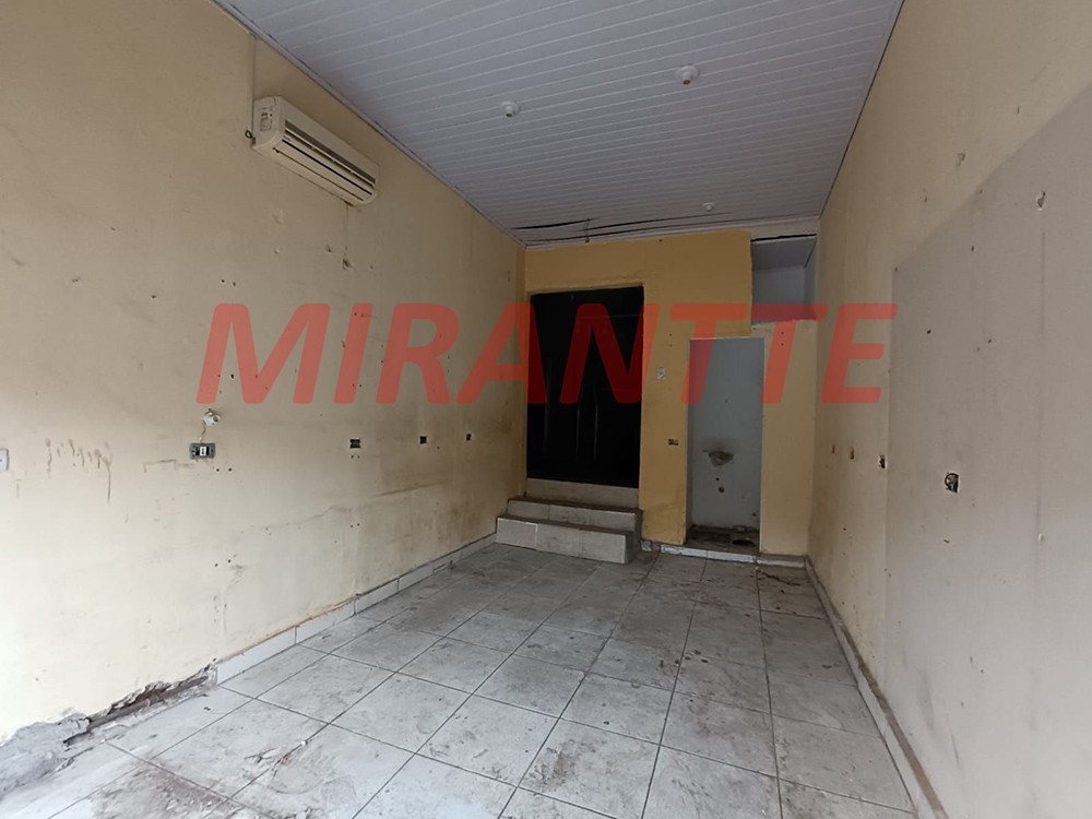 Comercial de 70m² em Santana