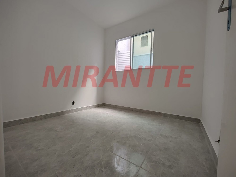 Apartamento de 44m² com 2 quartos em Freguesia do
