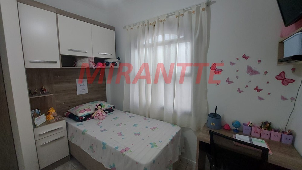 Sobrado de 140m² com 3 quartos em Vila Nivi