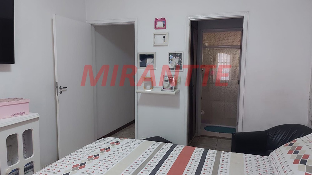 Sobrado de 140m² com 3 quartos em Vila Nivi