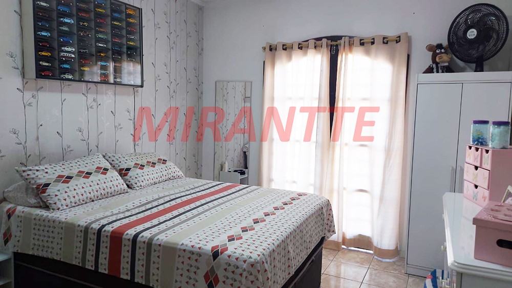 Sobrado de 140m² com 3 quartos em Vila Nivi