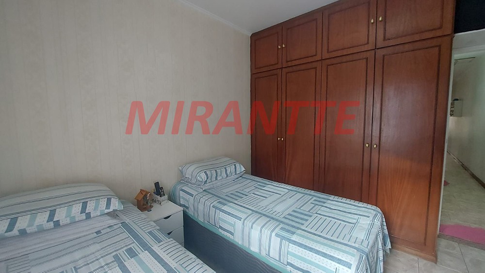 Sobrado de 140m² com 3 quartos em Vila Nivi