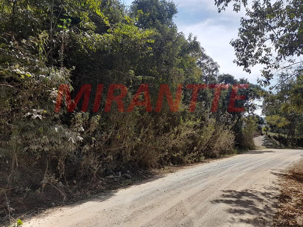 Terreno de 5578m² em Serra Da Cantareira