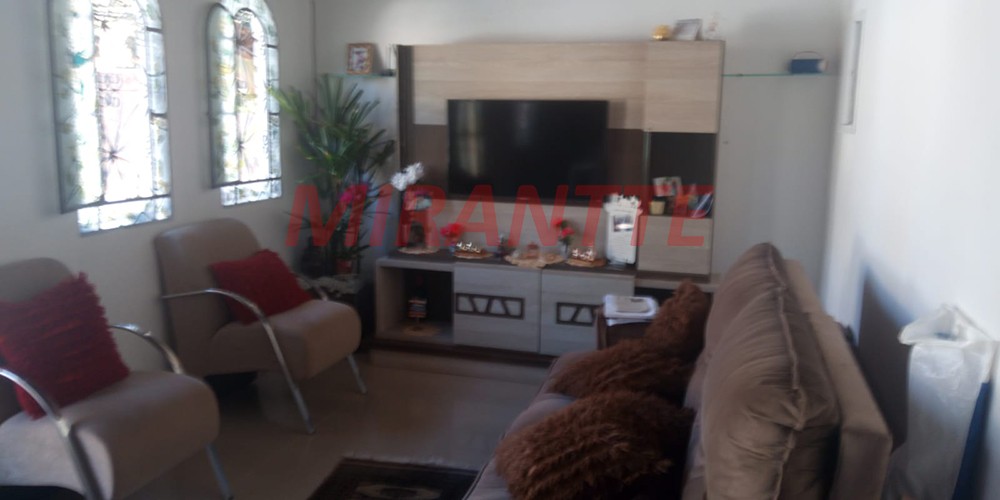 Sobrado de 210m² com 3 quartos em Jardim Samambaia – Mairiporã