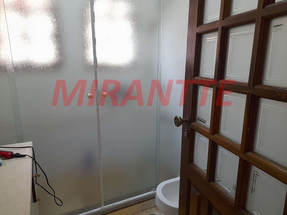 Sobrado de 292m² com 4 quartos em Serra Da Cantareira