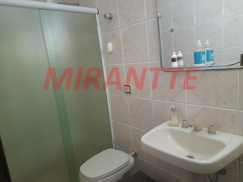 Sobrado de 292m² com 4 quartos em Serra Da Cantareira