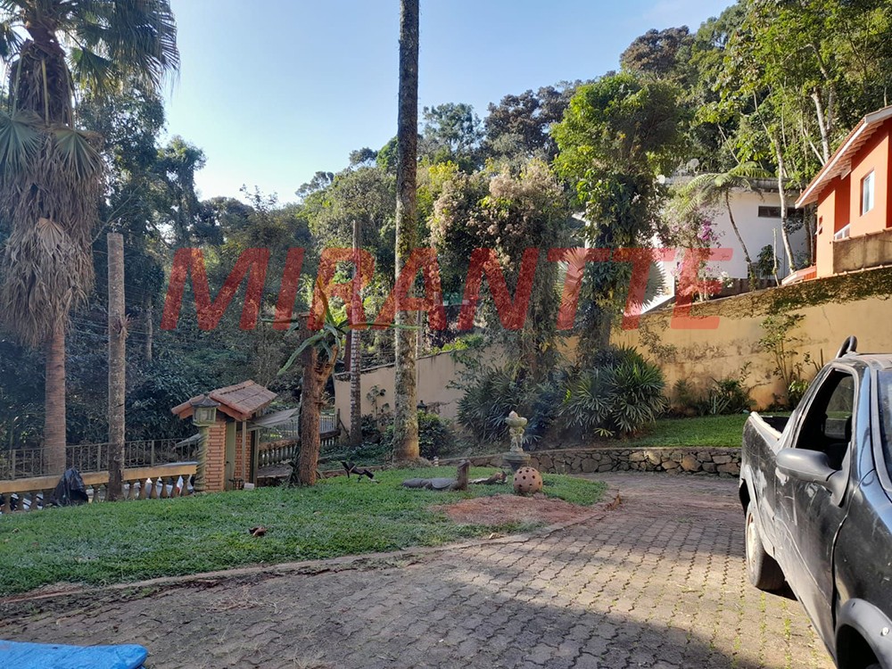 Sobrado de 292m² com 4 quartos em Serra Da Cantareira