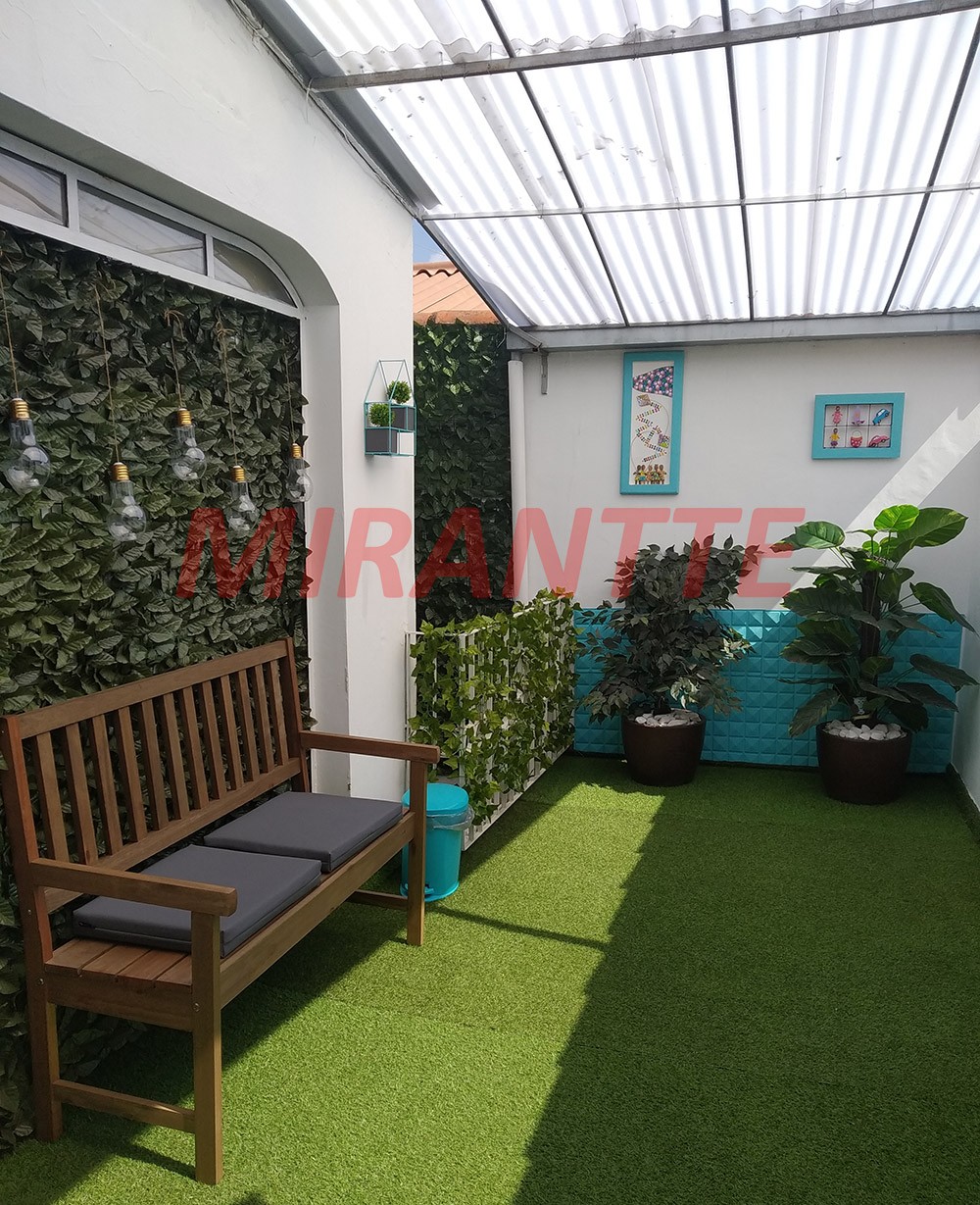 Comercial de 227m² em Água Fria