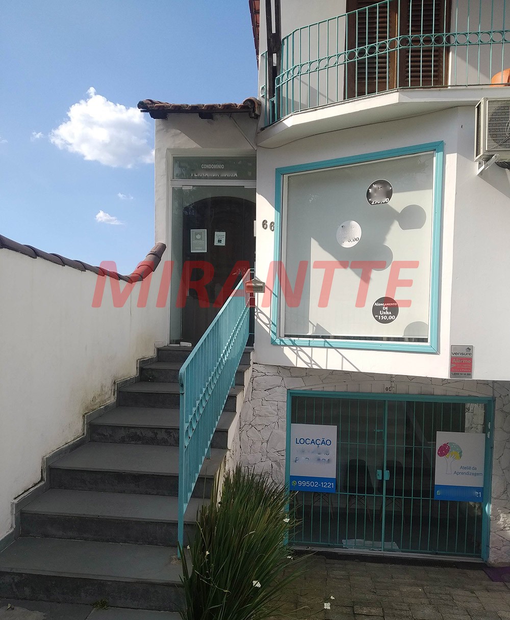 Comercial de 227m² em Água Fria