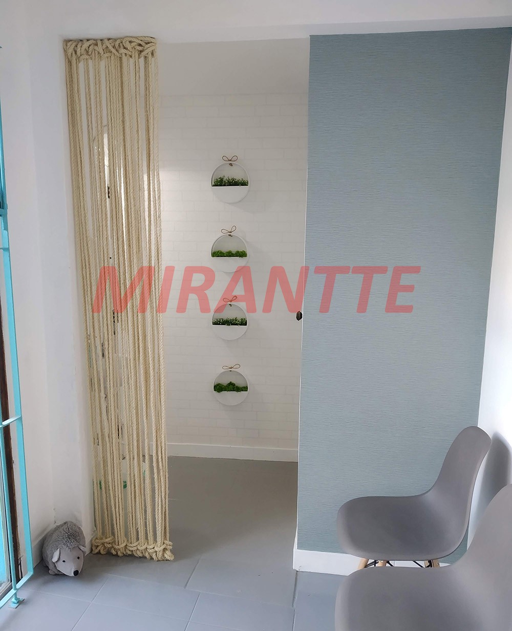 Comercial de 227m² em Água Fria