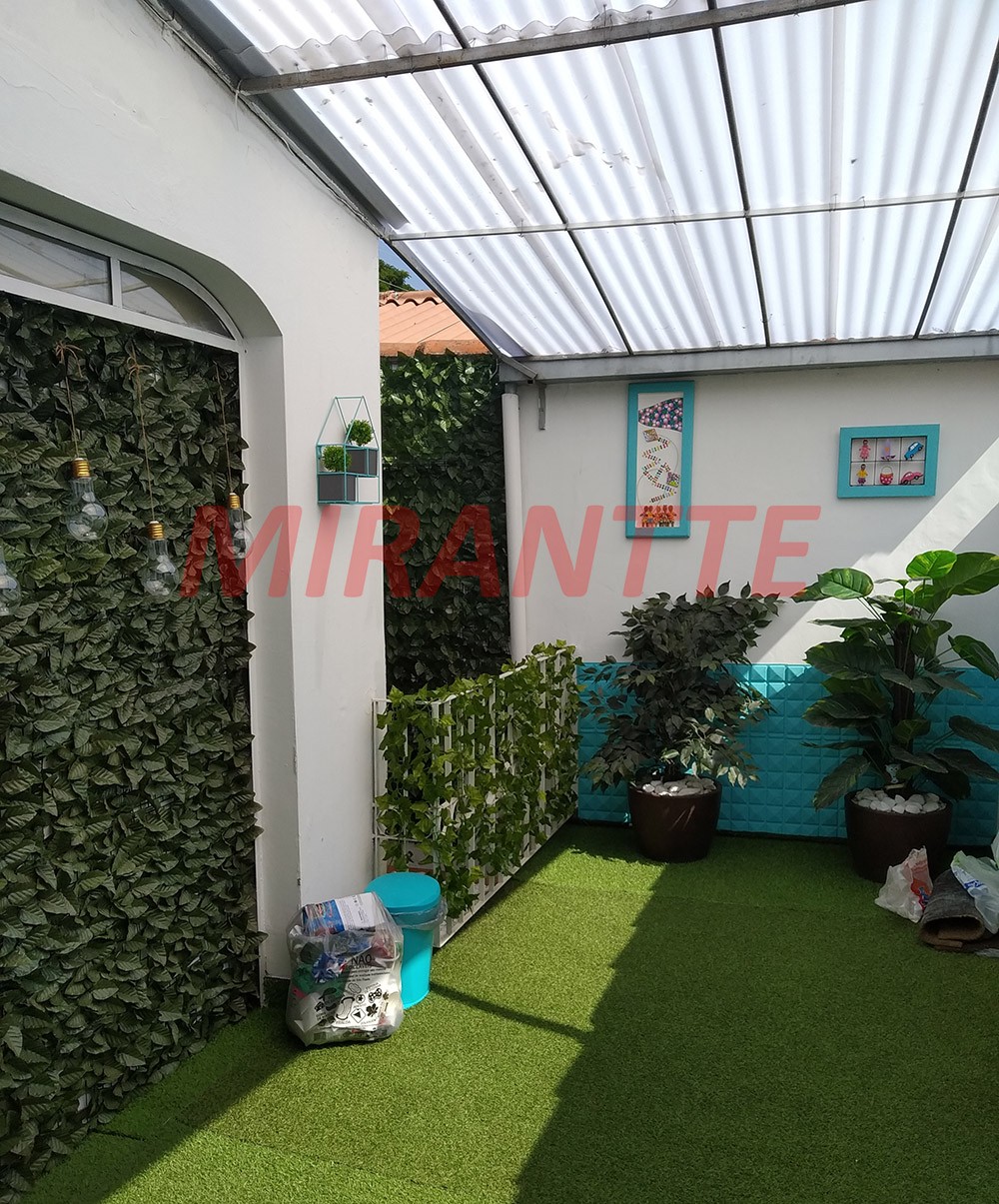 Comercial de 227m² em Água Fria