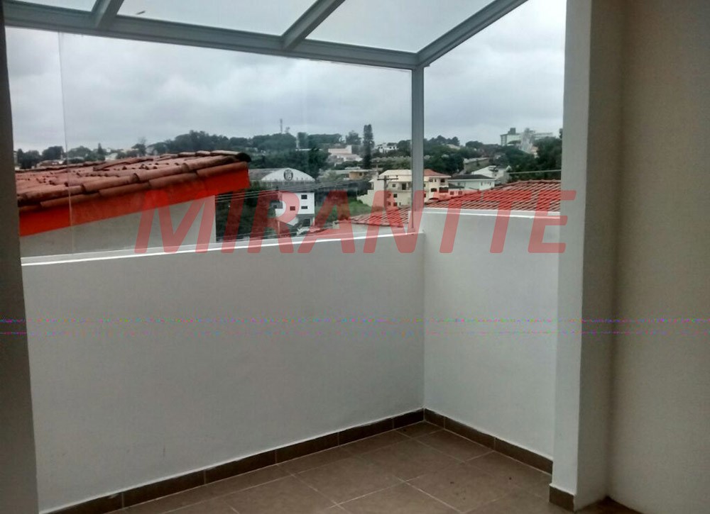 Comercial de 227m² em Água Fria