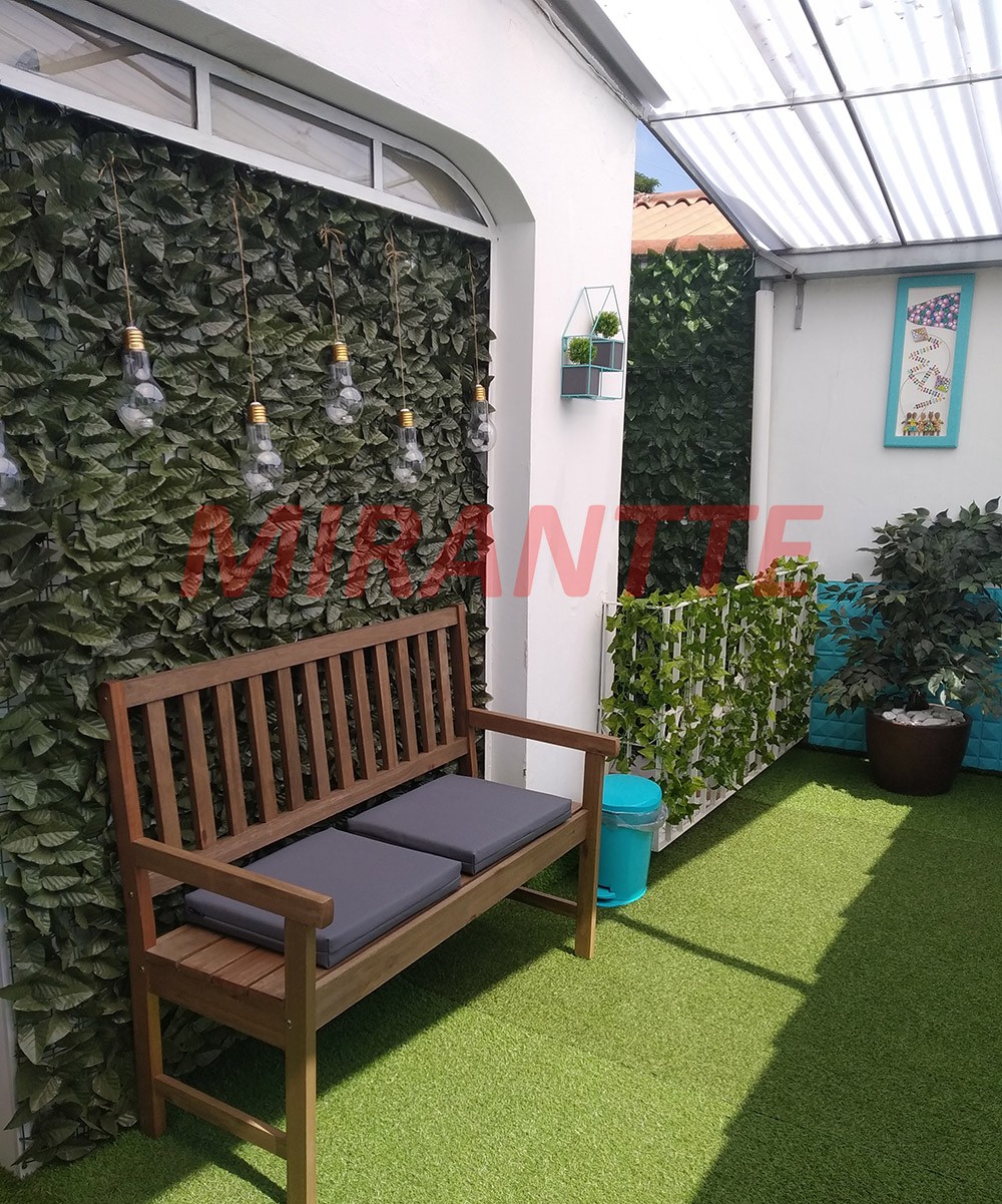 Comercial de 227m² em Água Fria