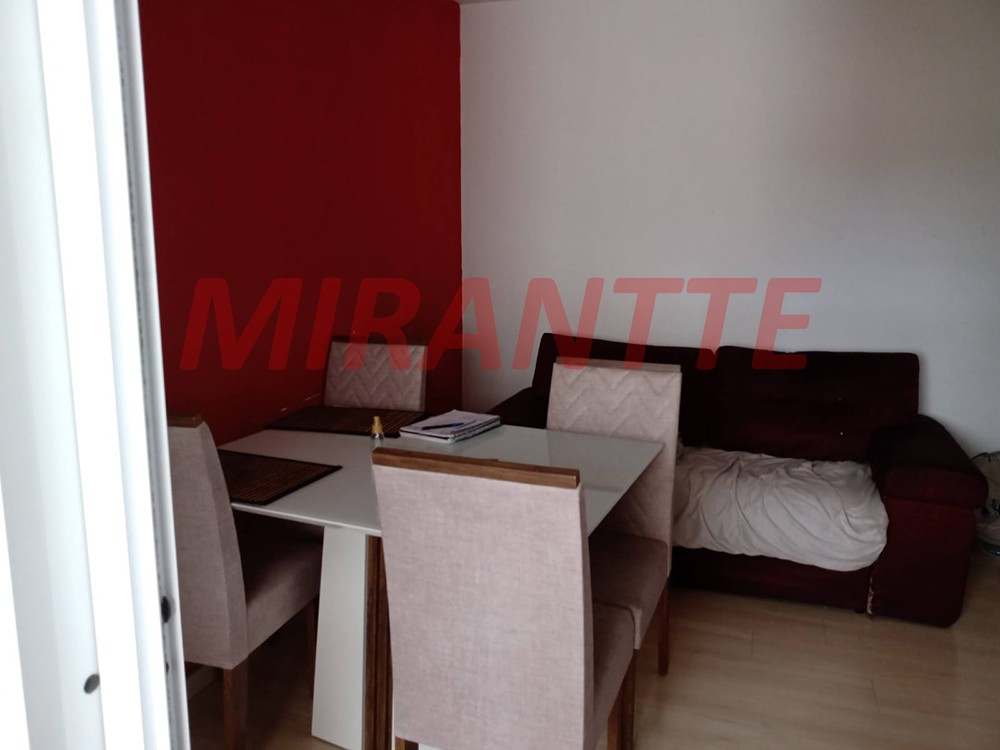 Apartamento de 49m² com 2 quartos em Vila Nova Cachoeirinha